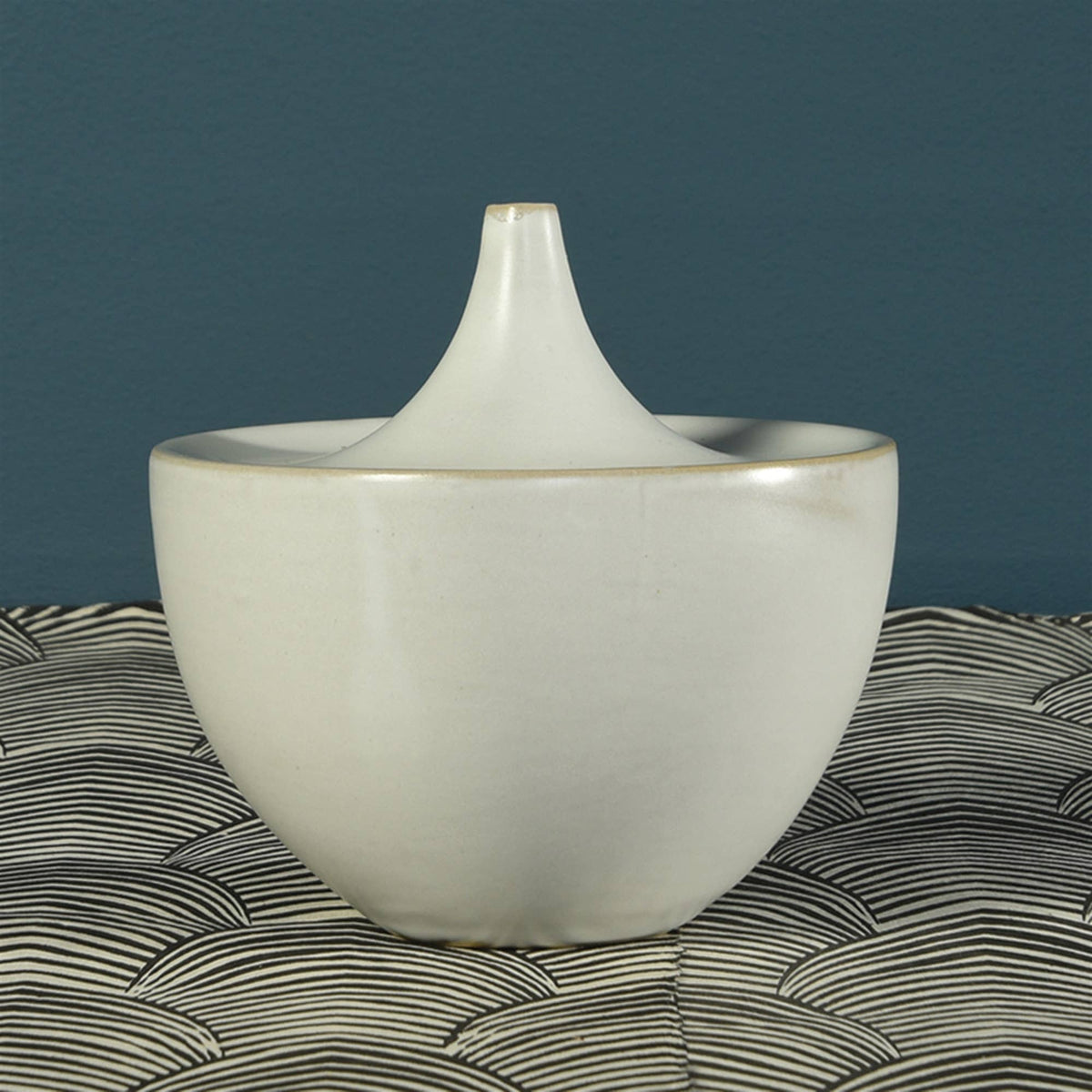 Lief Ceramic Vase - Lrg - White
