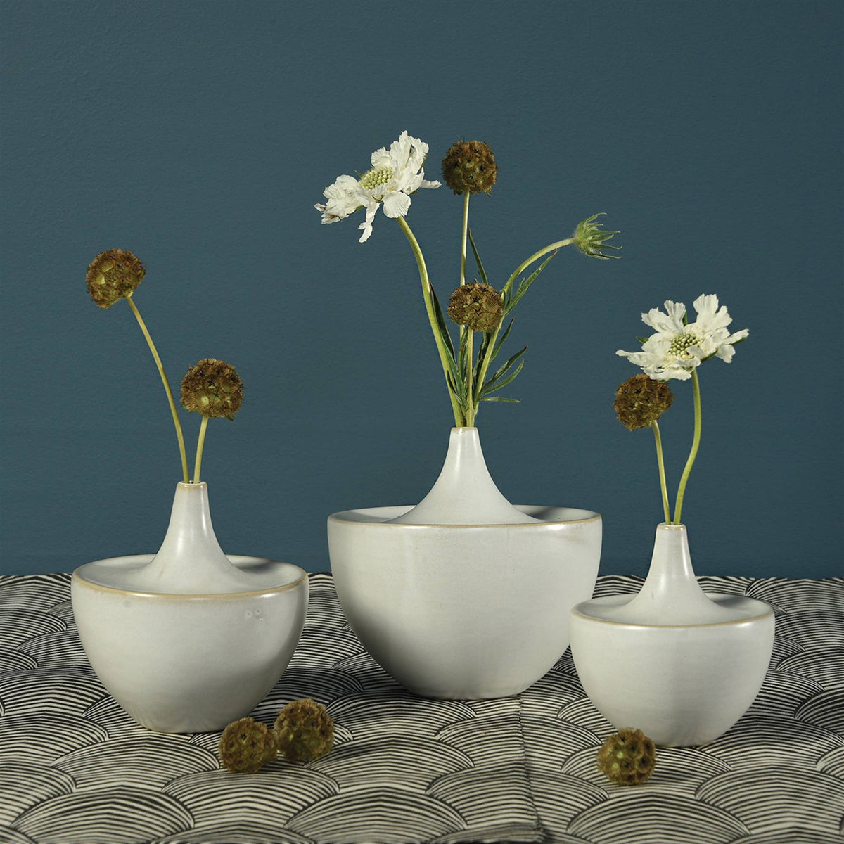Lief Ceramic Vase - Lrg - White