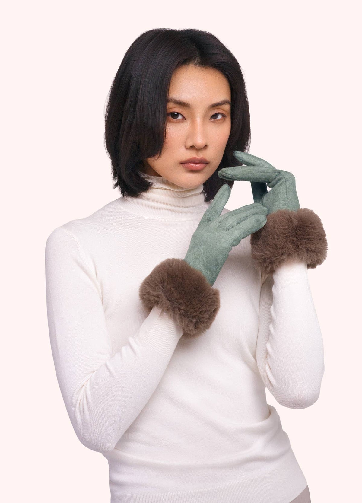 Bettina Faux Suede/Fur Gloves in Ice