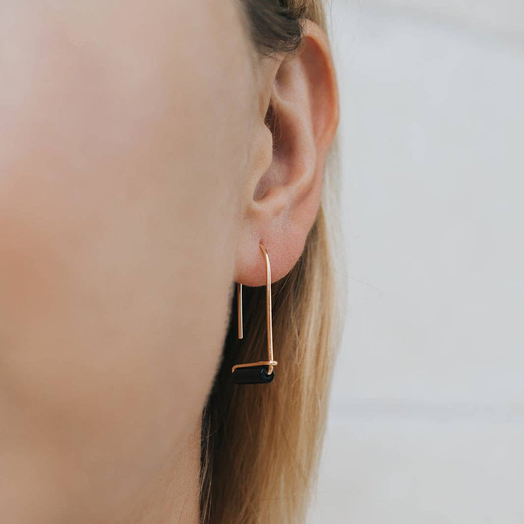Drop - Black Onyx - Gold Earrings