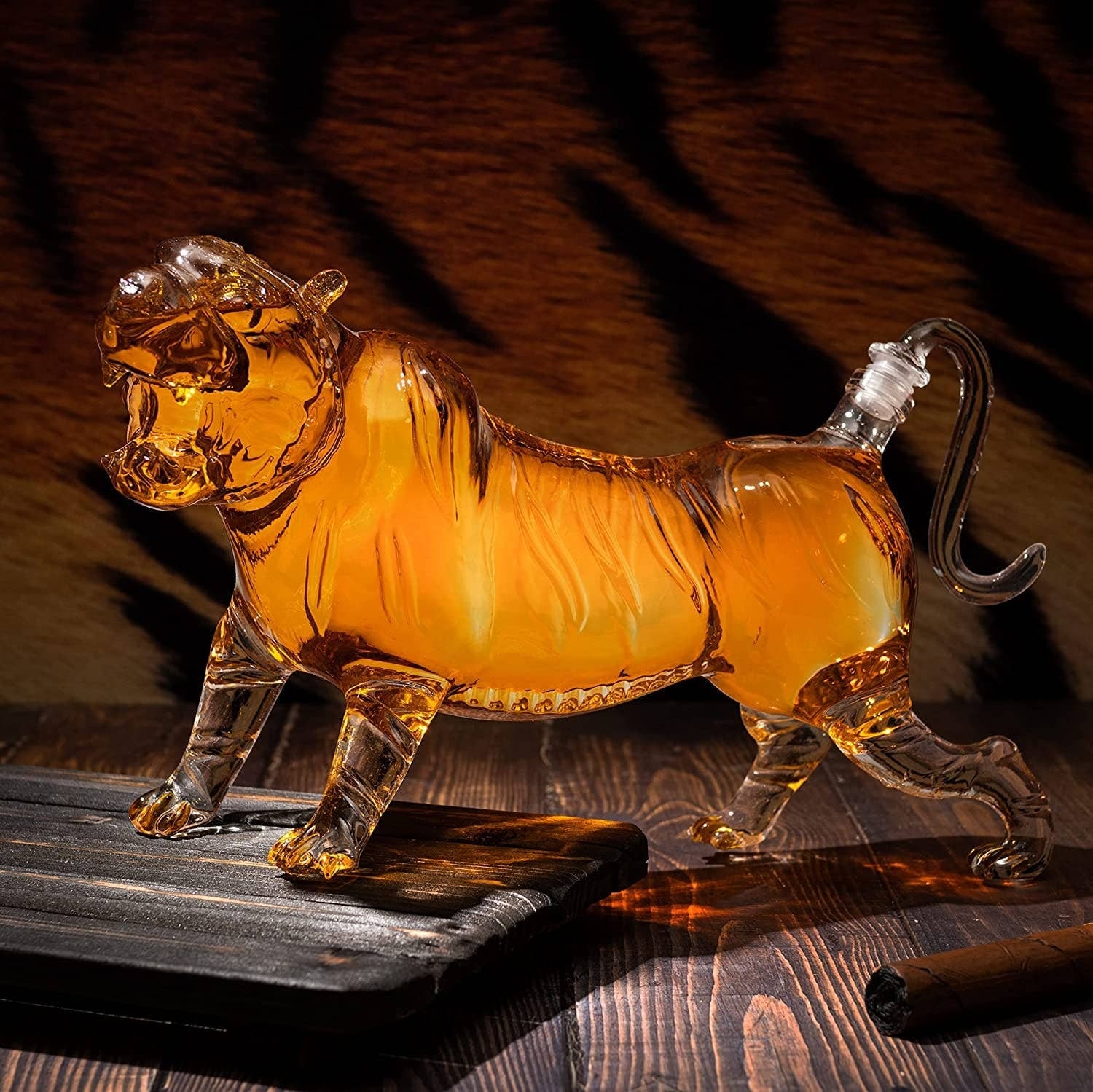 Tiger Decanter 1000ml 11"l Whiskey And Wine Decanter